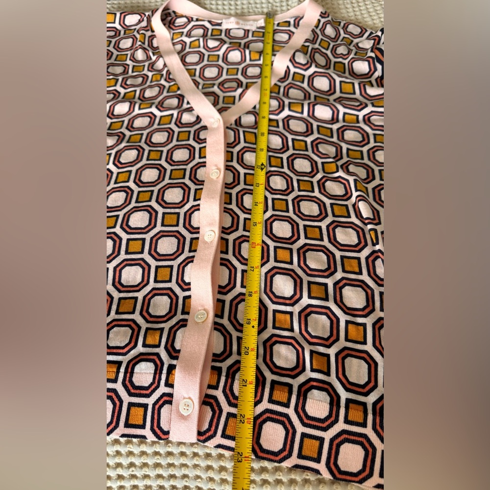Tory Burch Wesley Cardigan Sweater Size Lrg Peach Geometric Print Silk Sleeves - Picture 3 of 16